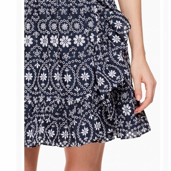 Kate Spade Shore Thing Eyelet Wrap Mini Skirt Size 12 - Picture 2 of 13